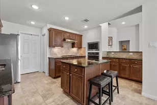 2111 Gilbert Rd, Dickinson, TX 77539 - Photo 4