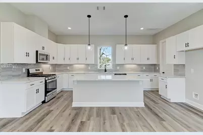 9402 Rain Mood Lane, Houston, TX 77080 - Photo 4