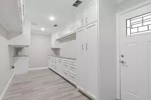 1534 Sterling Dr, Baytown, TX 77523 - Photo 12