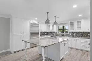 1534 Sterling Dr, Baytown, TX 77523 - Photo 8