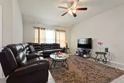 2110 Tannin Trace, Fresno, TX 77545 - Photo 4
