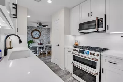 1223 Saxony Lane, Houston, TX 77058 - Photo 8