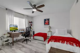 1223 Saxony Ln, Houston, TX 77058 - Photo 20