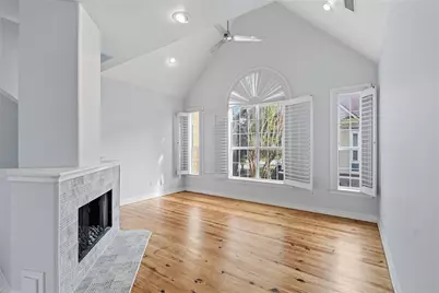 421 Harvard Street #E, Houston, TX 77007 - Photo 14