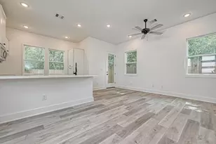 8405 Schneider St, Houston, TX 77093 - Photo 28