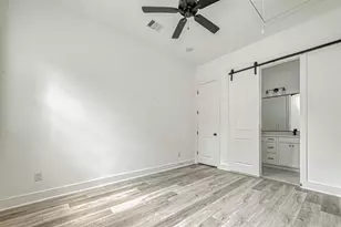 8405 Schneider St, Houston, TX 77093 - Photo 36