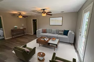 109 Handball Ct, Holiday Lakes, TX 77515 - Photo 16