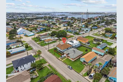 2222 57th Street, Galveston, TX 77551 - Photo 4