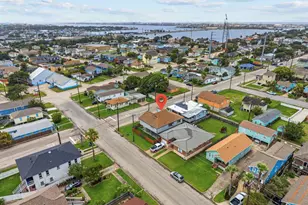2222 57th St, Galveston, TX 77551 - Photo 4
