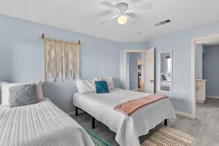 7600 Seawall Blvd, Galveston, TX 77551 - Photo 10