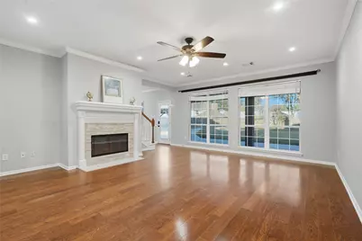 2008 Charter Pointe Court, League City, TX 77573 - Photo 10