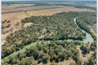 5201 US Highway 90A West, Gonzales, TX 78629 - Photo 6