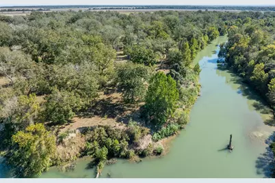 5201 US Highway 90A West, Gonzales, TX 78629 - Photo 4