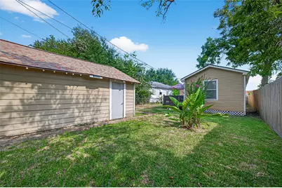 4106 Ursuline Street, Galveston, TX 77550 - Photo 36