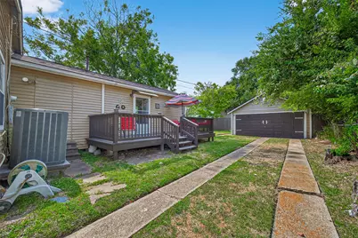 4106 Ursuline Street, Galveston, TX 77550 - Photo 32