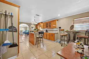 4106 Ursuline St, Galveston, TX 77550 - Photo 18