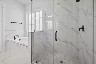 1037 17th St, Houston, TX 77008 - Photo 6