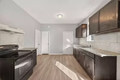 8211 Parnell Street, Houston, TX 77051 - Photo 16