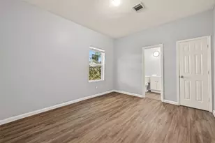 8211 Parnell St, Houston, TX 77051 - Photo 6