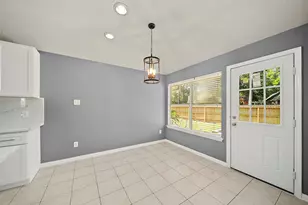 10 S Willow Point Cir, The Woodlands, TX 77382 - Photo 14