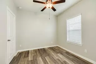 4946 Hitchings Ct, Rosharon, TX 77583 - Photo 10