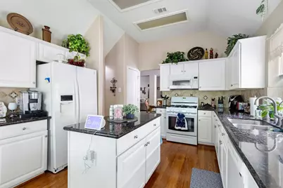 1707 Sandy Trail Court, Kingwood, TX 77339 - Photo 30