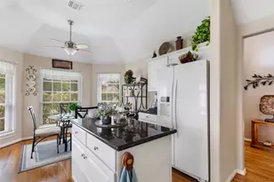 1707 Sandy Trail Ct, Kingwood, TX 77339 - Photo 12