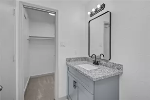 13747 Rampchester Ln, Houston, TX 77015 - Photo 18