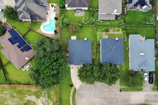 9002 Sundown Dr, Pearland, TX 77584 - Photo 4