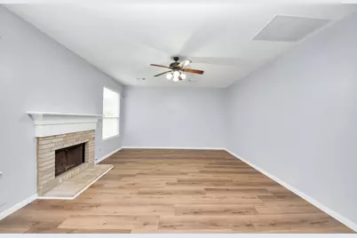 9002 Sundown Drive, Pearland, TX 77584 - Photo 18