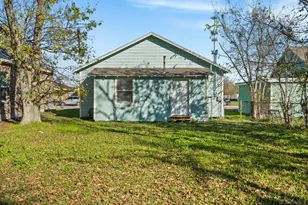 311 9th St N, Texas City, TX 77590 - Photo 32