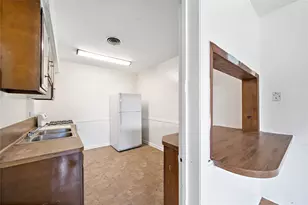 311 9th St N, Texas City, TX 77590 - Photo 24