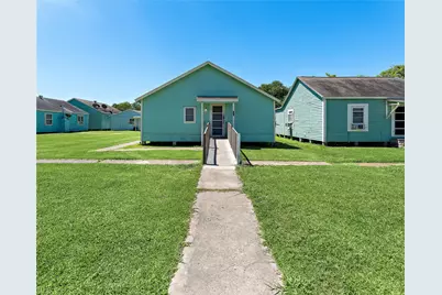 311 9th Street N, Texas City, TX 77590 - Photo 1