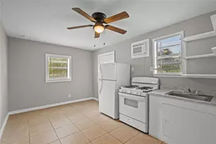 311 9th St N, Texas City, TX 77590 - Photo 20