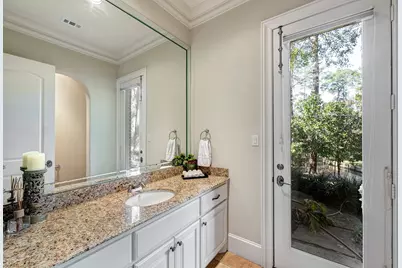 15 Sandalwood Drive, Houston, TX 77024 - Photo 20