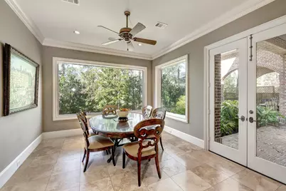 15 Sandalwood Drive, Houston, TX 77024 - Photo 16