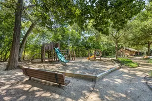 15 Sandalwood Dr, Houston, TX 77024 - Photo 48