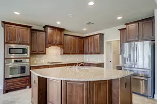 13207 Lone Creek Ln, Pearland, TX 77584 - Photo 12
