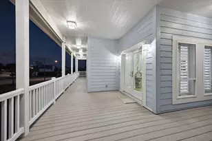 1335 Tiki Dr, Tiki Island, TX 77554 - Photo 4