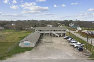 3527 Fm 523 Rd, Oyster Creek, TX 77541 - Photo 14