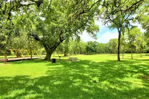 3527 Fm 523 Rd, Oyster Creek, TX 77541 - Photo 22