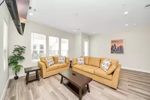 5935 Beall St, Houston, TX 77091 - Photo 6