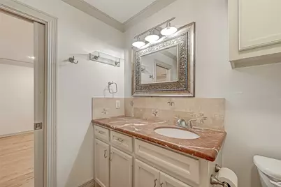 5611 Briarbend Drive, Houston, TX 77096 - Photo 44