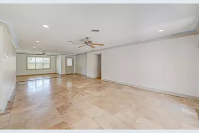 5611 Briarbend Drive, Houston, TX 77096 - Photo 18