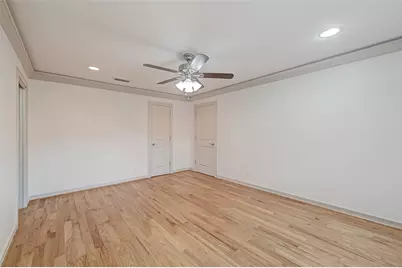 5611 Briarbend Drive, Houston, TX 77096 - Photo 40