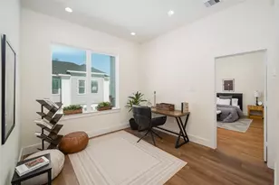 8913 Knoll Branch Dr Dr, Houston, TX 77080 - Photo 12