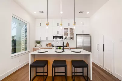 8913 Knoll Branch Dr Drive, Houston, TX 77080 - Photo 10