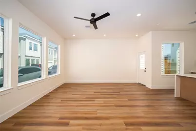 8913 Knoll Branch Dr Drive, Houston, TX 77080 - Photo 22