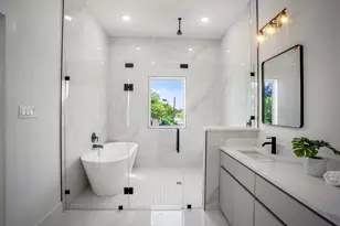 4201 Oats St, Houston, TX 77020 - Photo 6