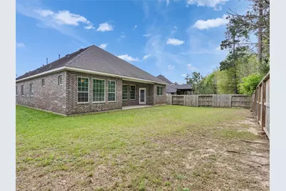 375 Westlake Terrace Drive, Conroe, TX 77304 - Photo 10